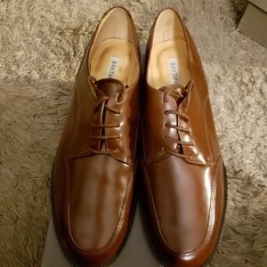 Women's oxford shoes
